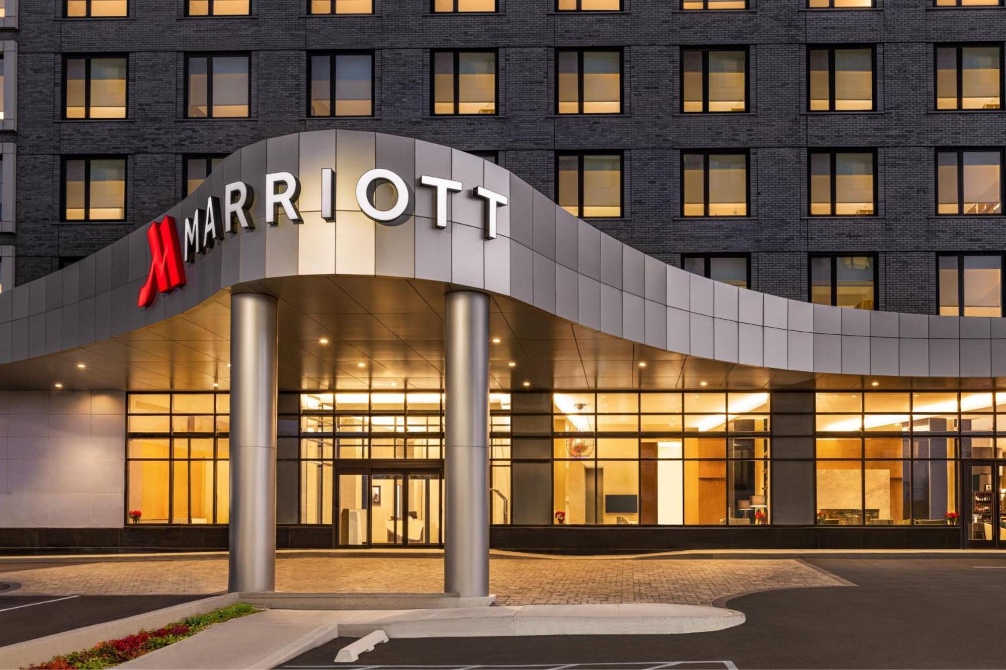 Готель Marriott New York Jfk Airport Екстер'єр фото