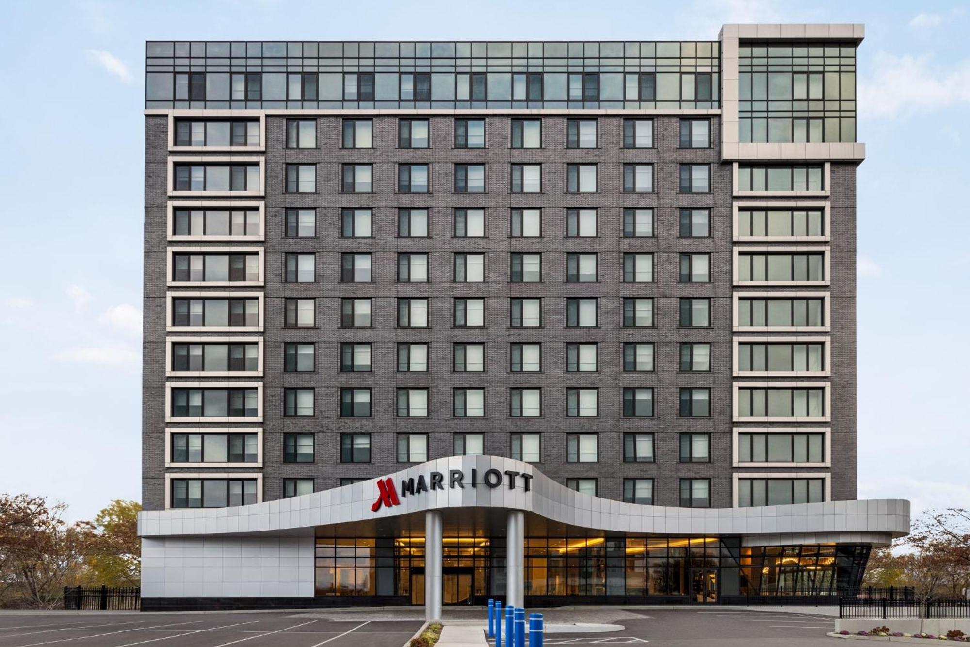 Готель Marriott New York Jfk Airport Екстер'єр фото